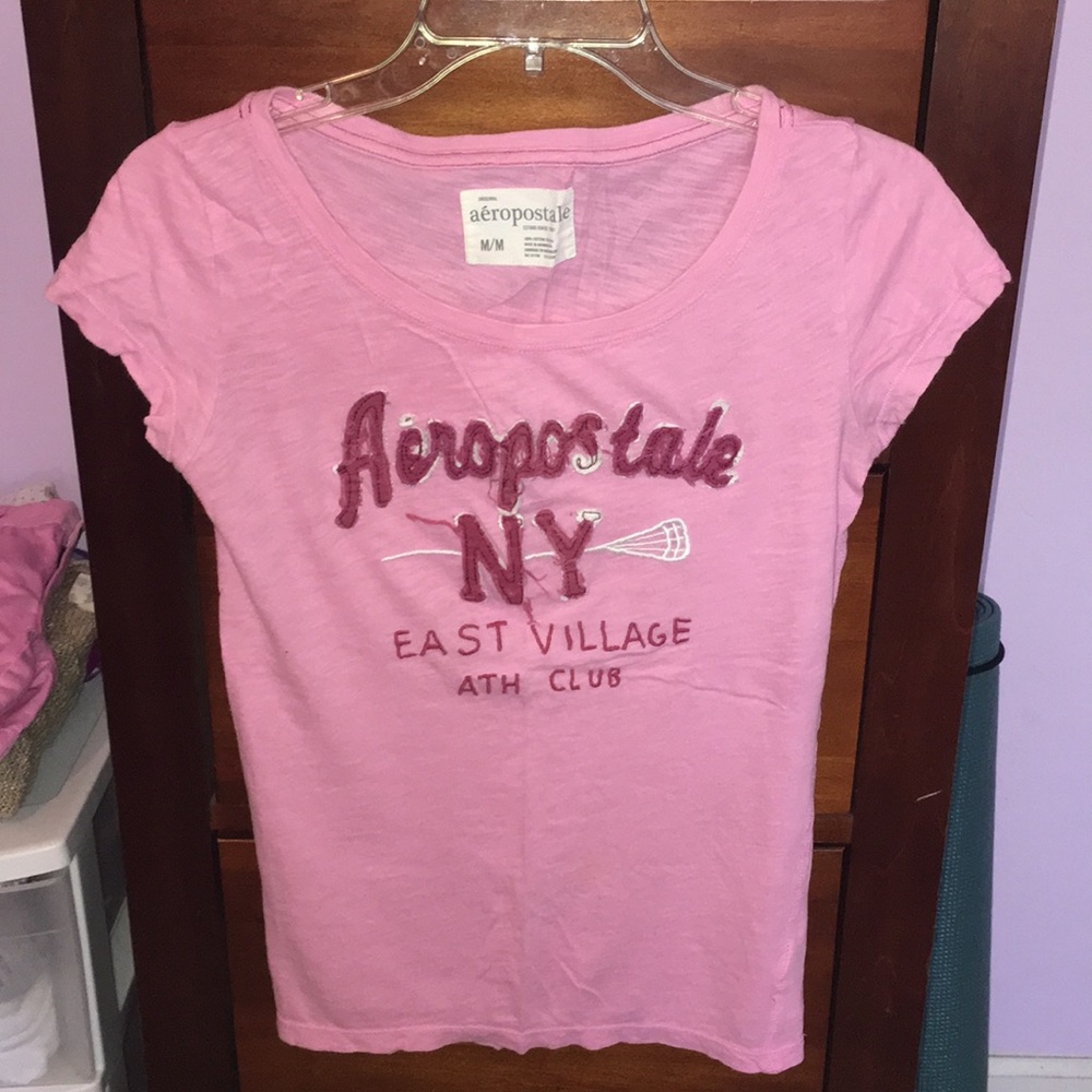 Pink Aeropostale shirt sleeve shirt